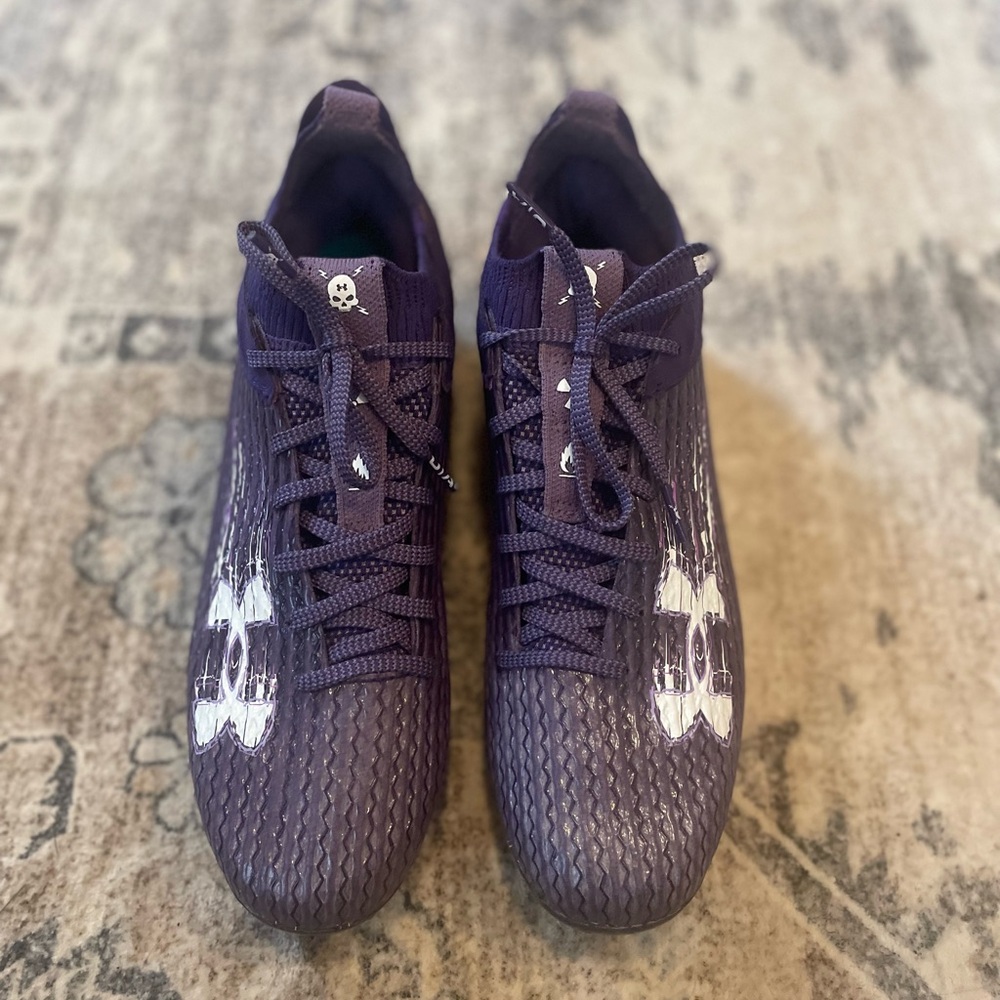 Under Armour Men's Blur Smoke 2.0 Molded Cleat Football Shoe